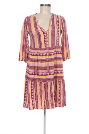 Sukienka Ever.me by Takko Fashion, Rozmiar S, Kolor Kolorowy, Cena 38,99 zł