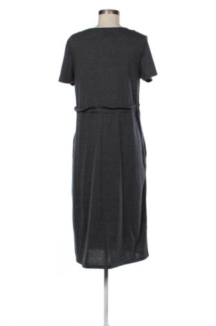 Šaty  F&F, Velikost XL, Barva Šedá, Cena  469,00 Kč