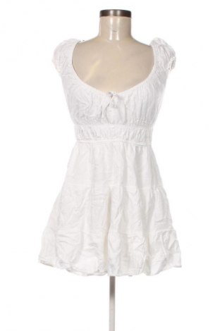Kleid Fb Sister, Größe M, Farbe Weiß, Preis 20,99 €