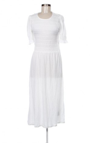 Kleid Free Quent, Größe M, Farbe Weiß, Preis 33,99 €