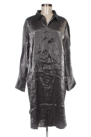 Rochie H&M, Mărime M, Culoare Argintiu, Preț 156,99 Lei
