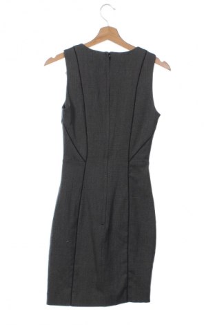 Рокля H&M, Размер XS, Цвят Многоцветен, Цена 29,99 лв.