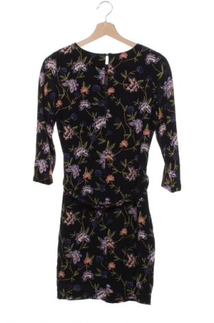 Рокля H&M, Размер XS, Цвят Многоцветен, Цена 29,99 лв.