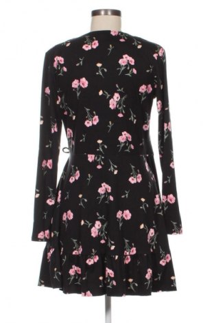 Kleid H&M, Größe M, Farbe Mehrfarbig, Preis 20,99 €