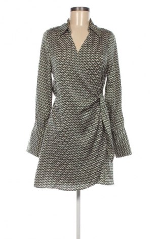 Rochie H&M, Mărime S, Culoare Multicolor, Preț 94,99 Lei