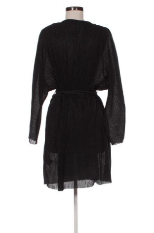 Рокля H&M, Размер XL, Цвят Многоцветен, Цена 93,99 лв.