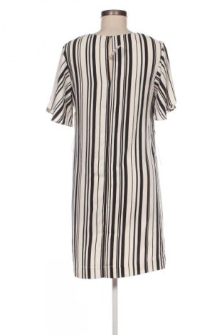 Kleid H&M, Größe M, Farbe Mehrfarbig, Preis 20,99 €