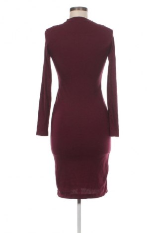 Рокля H&M Divided, Размер S, Цвят Лилав, Цена 29,99 лв.
