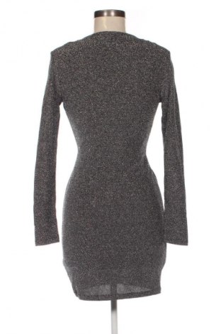 Šaty  H&M Divided, Veľkosť S, Farba Strieborná, Cena  16,95 €