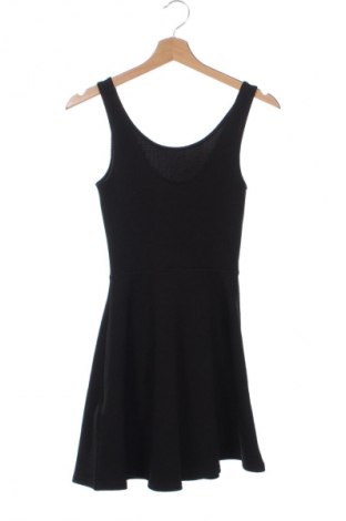 Рокля H&M Divided, Размер XXS, Цвят Черен, Цена 29,99 лв.