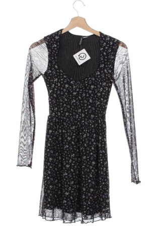 Šaty  H&M Divided, Velikost XS, Barva Vícebarevné, Cena  189,00 Kč