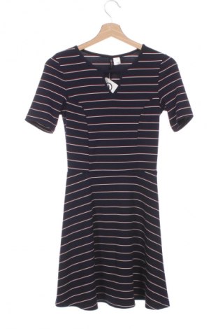 Рокля H&M Divided, Размер XS, Цвят Многоцветен, Цена 29,99 лв.