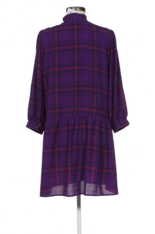 Рокля H&M Divided, Размер M, Цвят Многоцветен, Цена 29,99 лв.
