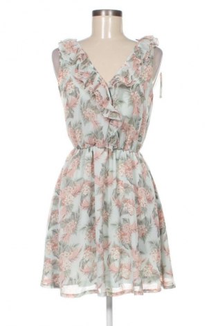 Рокля H&M Divided, Размер M, Цвят Многоцветен, Цена 29,99 лв.