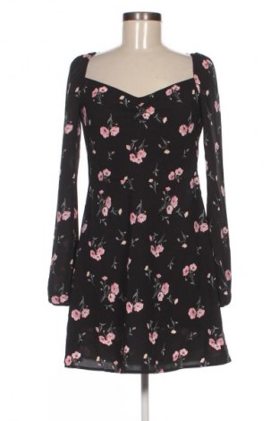 Рокля H&M Divided, Размер M, Цвят Многоцветен, Цена 29,99 лв.
