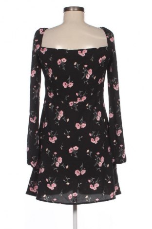 Рокля H&M Divided, Размер M, Цвят Многоцветен, Цена 29,99 лв.