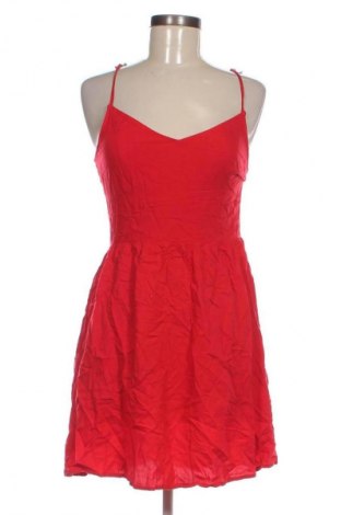 Рокля H&M Divided, Размер M, Цвят Червен, Цена 29,99 лв.
