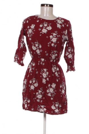 Рокля H&M Divided, Размер M, Цвят Многоцветен, Цена 13,99 лв.