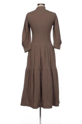 Sukienka In Wear, Rozmiar S, Kolor Brązowy, Cena 107,99 zł