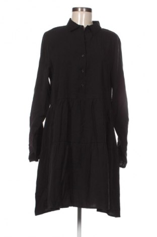 Kleid Janina, Größe L, Farbe Schwarz, Preis 8,99 €