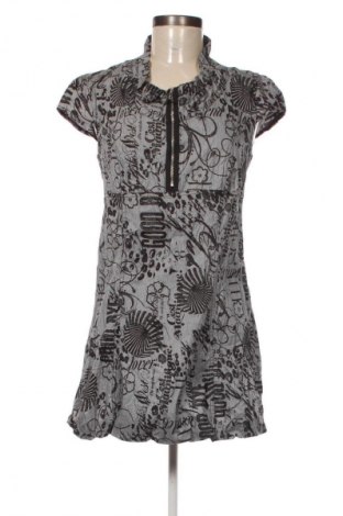 Sukienka Liberty, Rozmiar M, Kolor Kolorowy, Cena 157,99 zł