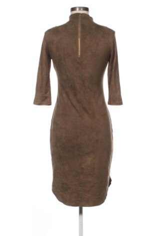 Kleid Lulu Love, Größe M, Farbe Grün, Preis 33,99 €