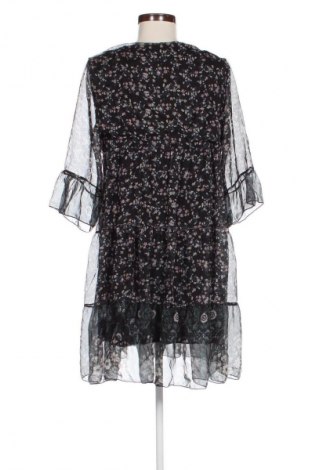 Rochie Made In Italy, Mărime M, Culoare Multicolor, Preț 94,99 Lei