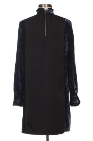 Рокля Maison Scotch, Размер S, Цвят Многоцветен, Цена 86,99 лв.