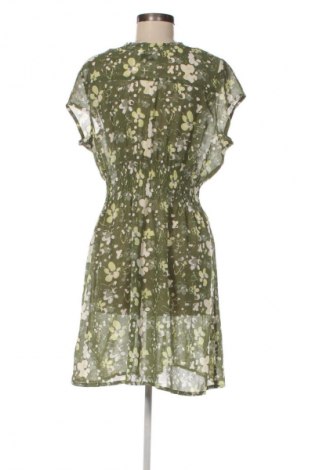 Рокля Milla, Размер XL, Цвят Многоцветен, Цена 10,73 €