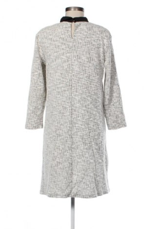 Kleid Mohito, Größe XL, Farbe Mehrfarbig, Preis 10,99 €