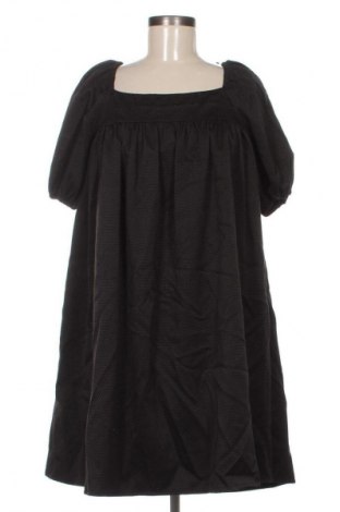 Kleid NA-KD, Größe M, Farbe Schwarz, Preis 25,99 €