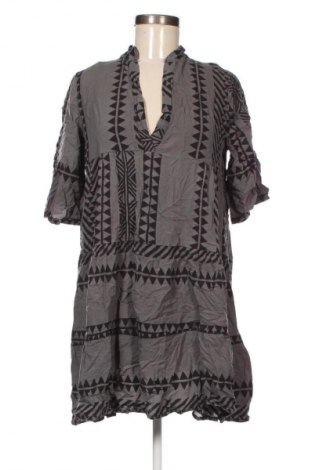 Рокля NEW COLLECTION, Размер S, Цвят Многоцветен, Цена 48,99 лв.