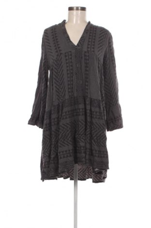 Kleid NEW COLLECTION, Größe M, Farbe Mehrfarbig, Preis € 15,99