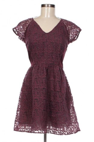 Rochie Naf Naf, Mărime M, Culoare Roșu, Preț 156,99 Lei