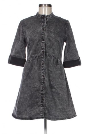 Sukienka ONLY, Rozmiar S, Kolor Szary, Cena 157,99 zł
