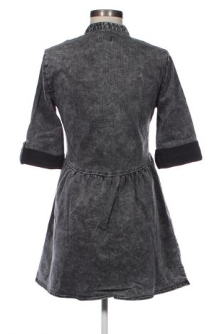 Sukienka ONLY, Rozmiar S, Kolor Szary, Cena 157,99 zł