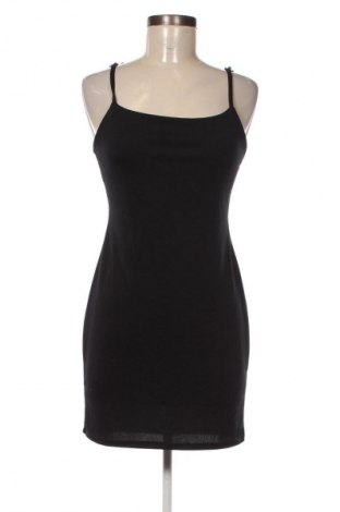 Šaty  Pretty Little Thing, Velikost XL, Barva Černá, Cena  739,00 Kč