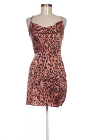 Kleid Pretty Little Thing, Größe S, Farbe Mehrfarbig, Preis 20,99 €