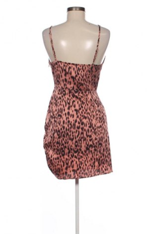 Kleid Pretty Little Thing, Größe S, Farbe Mehrfarbig, Preis 20,99 €