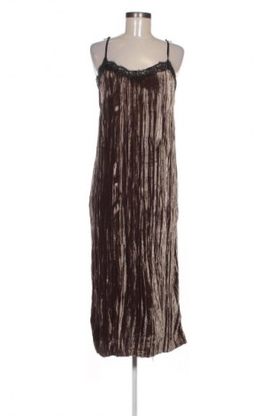 Φόρεμα Pull&Bear, Μέγεθος M, Χρώμα Καφέ, Τιμή 14,99 €