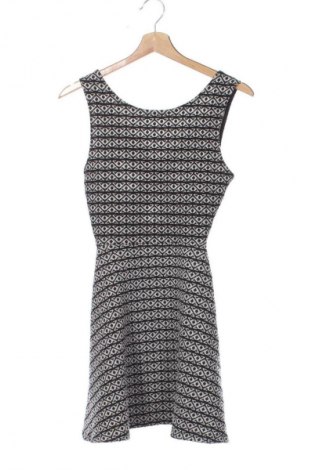 Šaty  Pull&Bear, Veľkosť S, Farba Viacfarebná, Cena  10,95 €