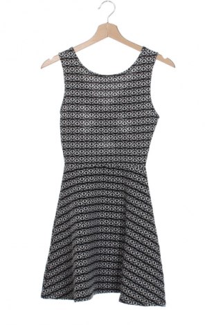 Sukienka Pull&Bear, Rozmiar S, Kolor Kolorowy, Cena 67,99 zł