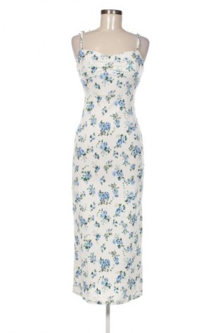 Kleid Pull&Bear, Größe M, Farbe Mehrfarbig, Preis 20,99 €