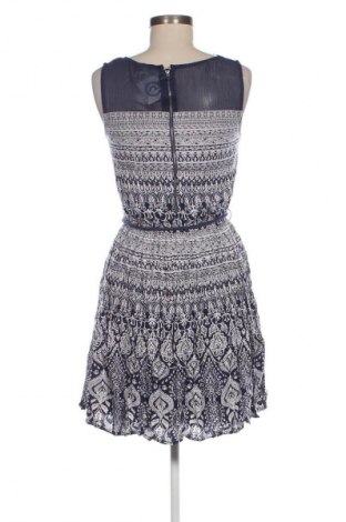 Kleid Review, Größe XL, Farbe Mehrfarbig, Preis € 33,99