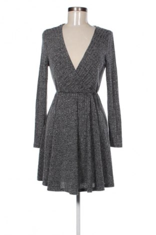 Kleid SHEIN, Größe S, Farbe Grau, Preis 20,99 €