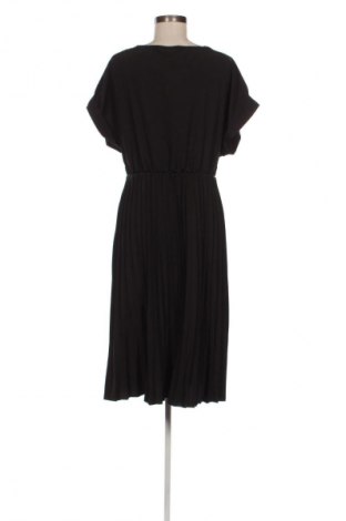 Kleid SHEIN, Größe XL, Farbe Schwarz, Preis 20,99 €