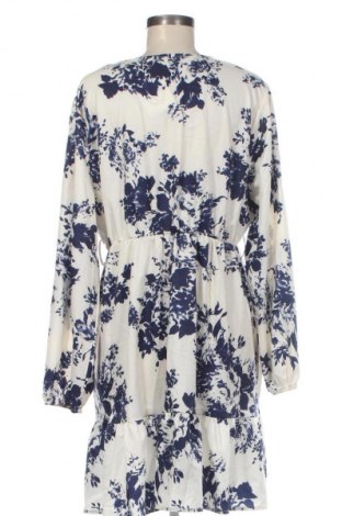 Kleid SHEIN, Größe XL, Farbe Mehrfarbig, Preis 17,99 €