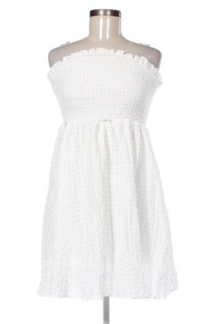 Kleid SHEIN, Größe M, Farbe Weiß, Preis 14,99 €