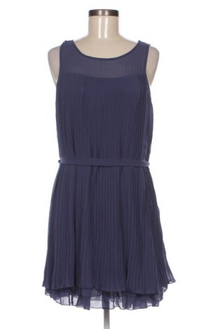 Rochie Soaked In Luxury, Mărime M, Culoare Albastru, Preț 190,99 Lei