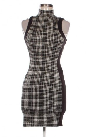 Kleid Stradivarius, Größe S, Farbe Mehrfarbig, Preis 20,99 €